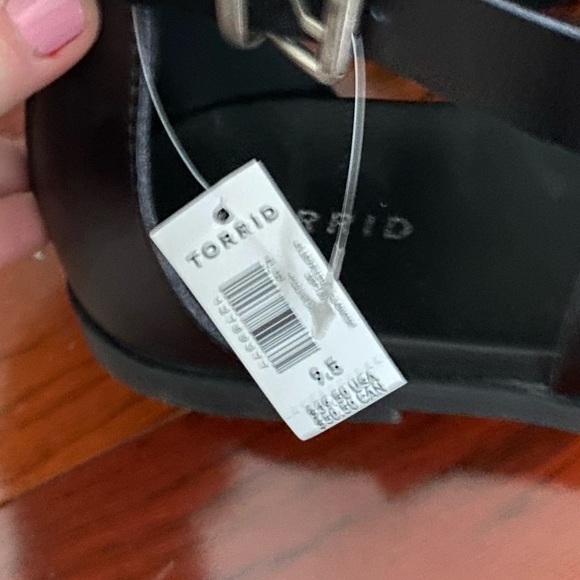 Brand new torrid sandals - Picture 4 of 4